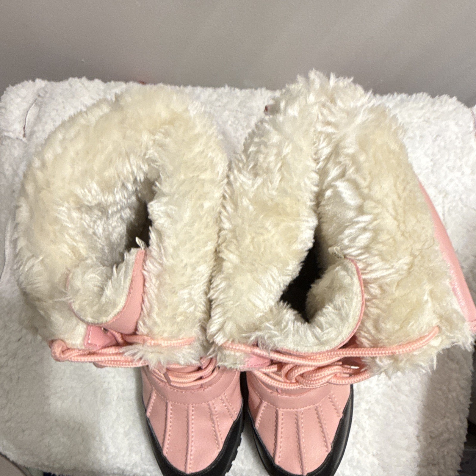 Women’s Pink/Black Leather Mid-Calf Faux Fur Lined Lace-Up Snow Boots 8.5