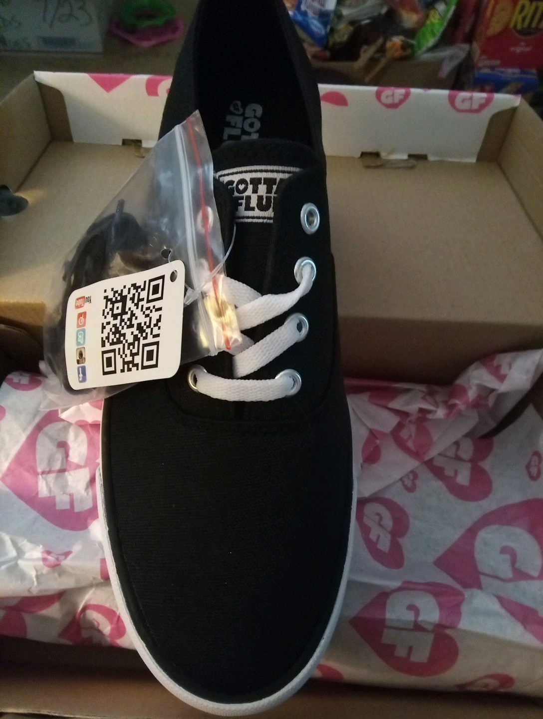 Gotta Flurt Sneakers Size 10