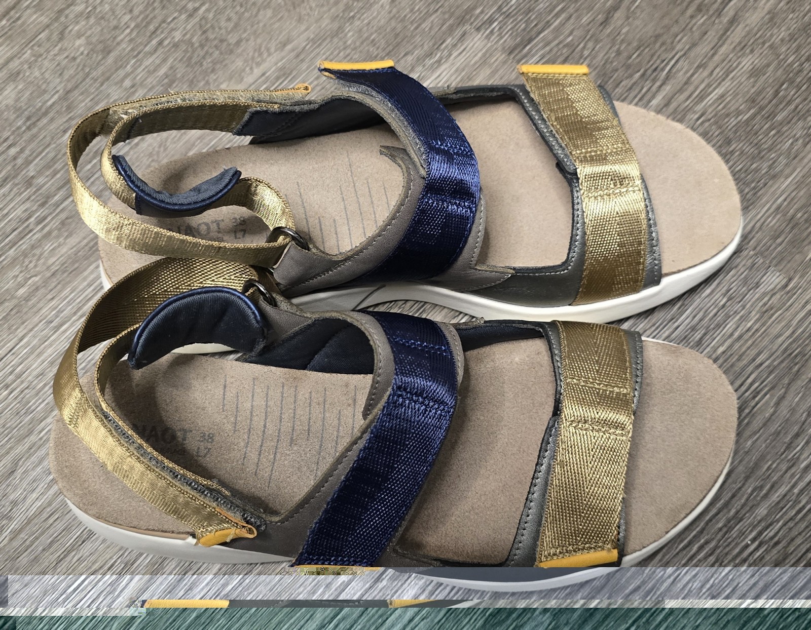 Women’s NAOT Odyssey Sterling Foggy Gray Leather Sandals EU 38 Us7