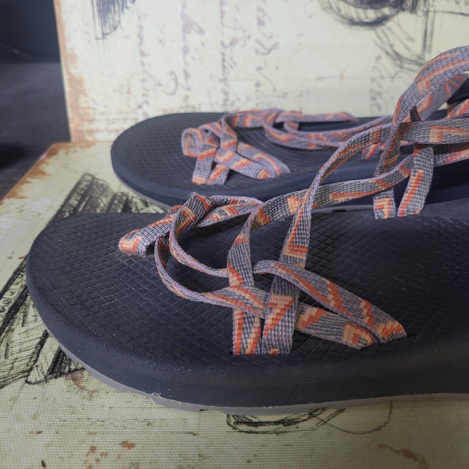 Size 10 Chaco Z Cloud X2 Toe Strap Classic Sandals Women’s ZigZag Orange Gray
