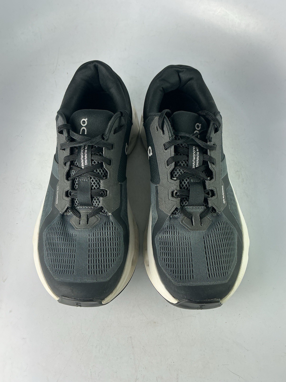 On Running Cloudrunner Women’s Athletic Shoes Eclipse Black Sz 8.5 US