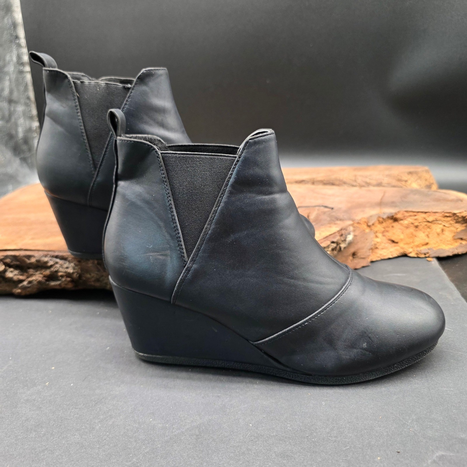 Casual Workwear Wedge Ankle Boot Womens 10 Black Faux Leather Chelsea Minimalist