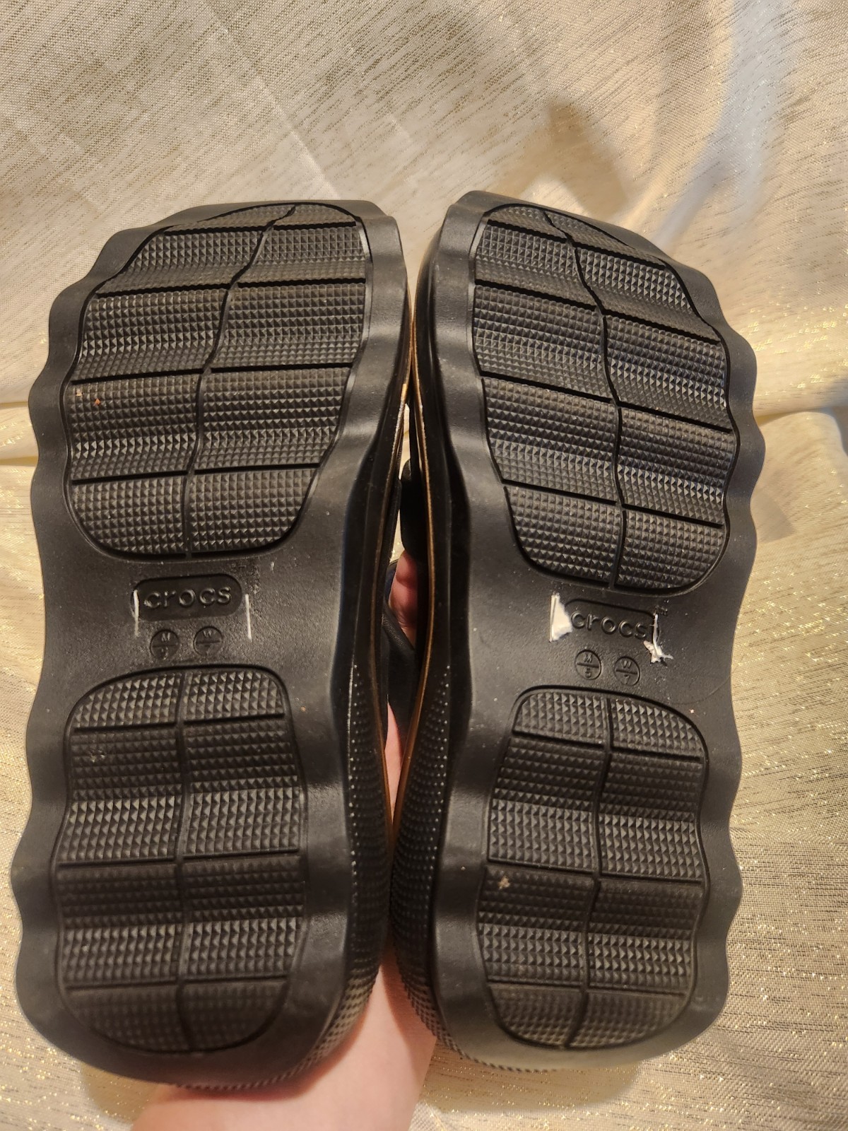 Crocs Mega Crush Metallic Black Gold Triple Strap Sandal Unisex Women 7 Men 5