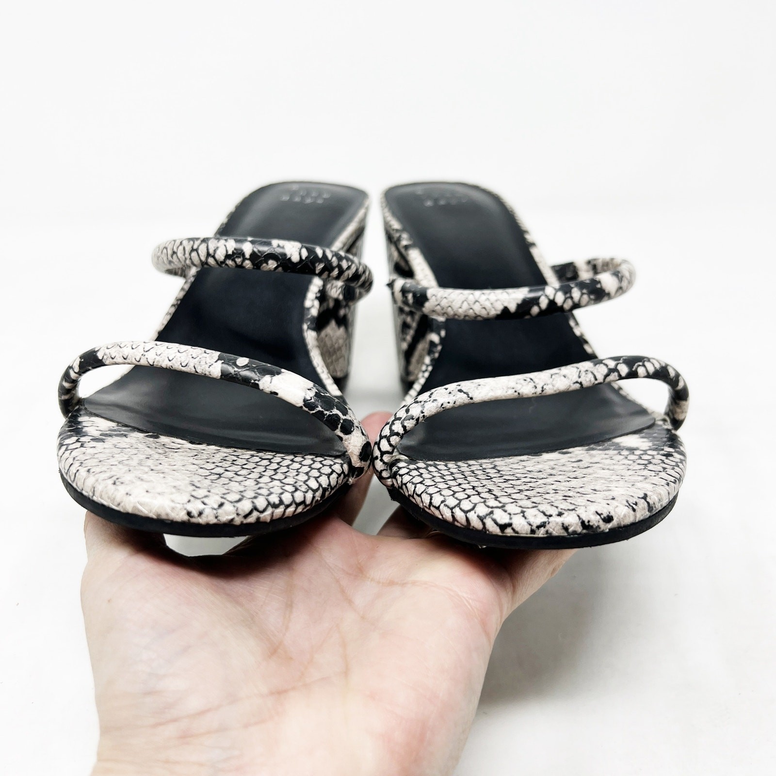 A New Day Size 10 Snake Print Snakeskin Faux Leather Strappy Chunky Block Heels