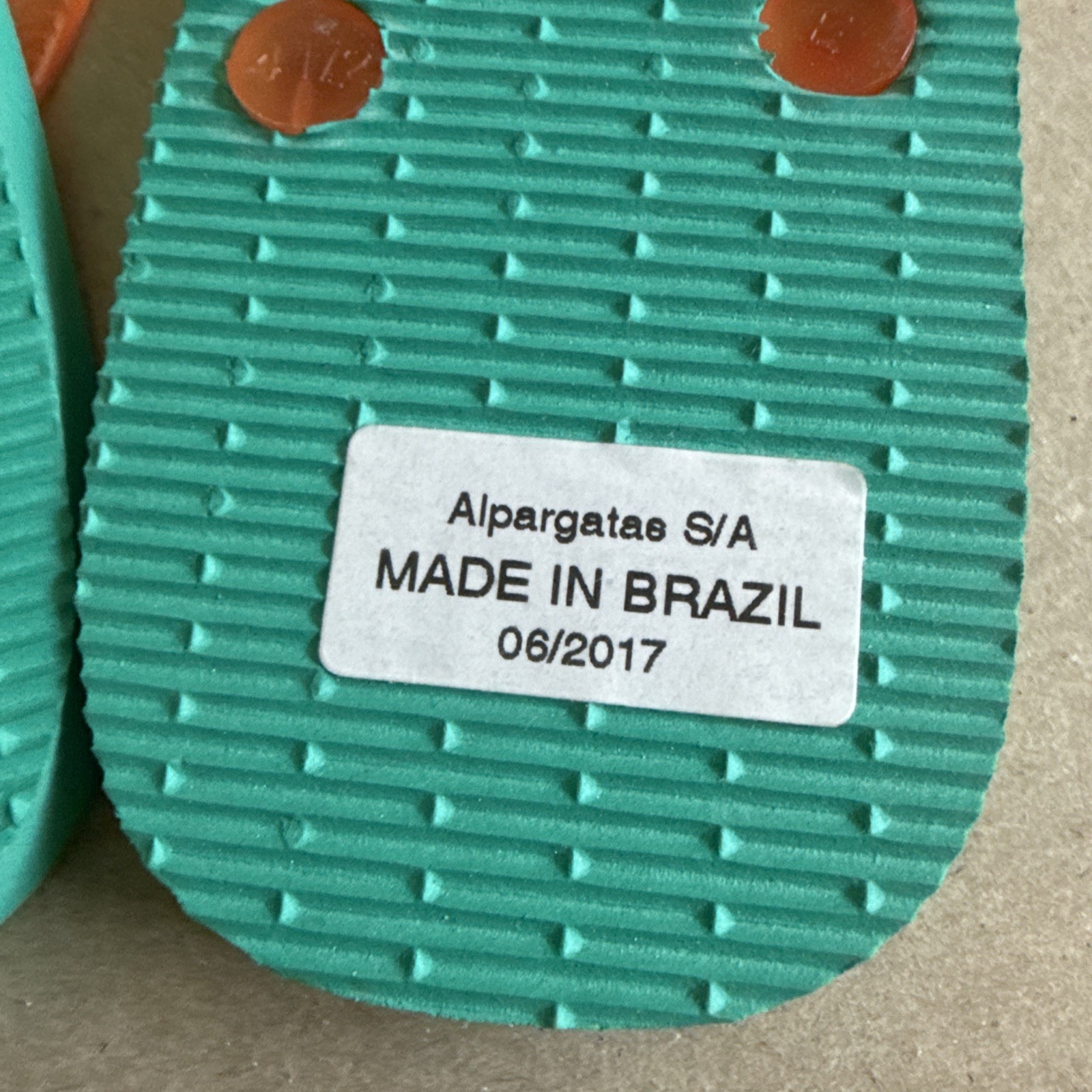 Havaianas Slim Green Pool Party Design with Orange Gel Straps 41/42 – New