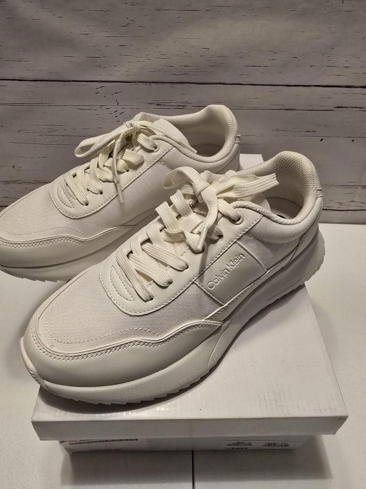 Calvin Klein Tennis Shoe Sneakers Womens 8.5 Pippy LaceUp White Casual Ivory NEW