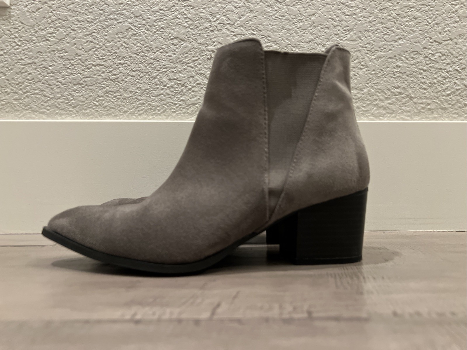 Charlotte Russe Boots Slip On Ankle Bootie Gray Luxury Country Minimalist Sz 9