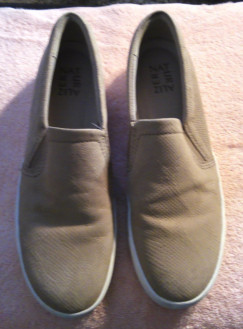Naturalizer Loafers Beige~Tan Leather Lightweight Women’s Shoes 9.5 Womens