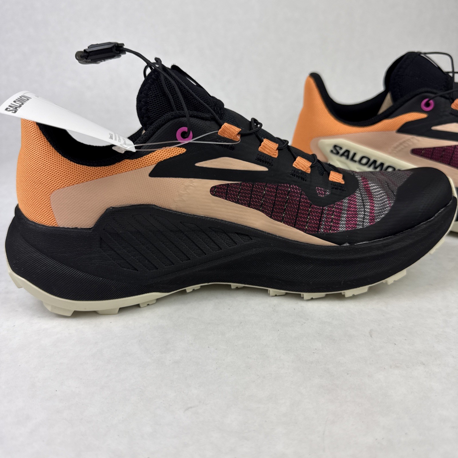 Salomon Trail Running Shoes Women Genesis Size 7 EU 38 2/3 Black Peach Pink NWT