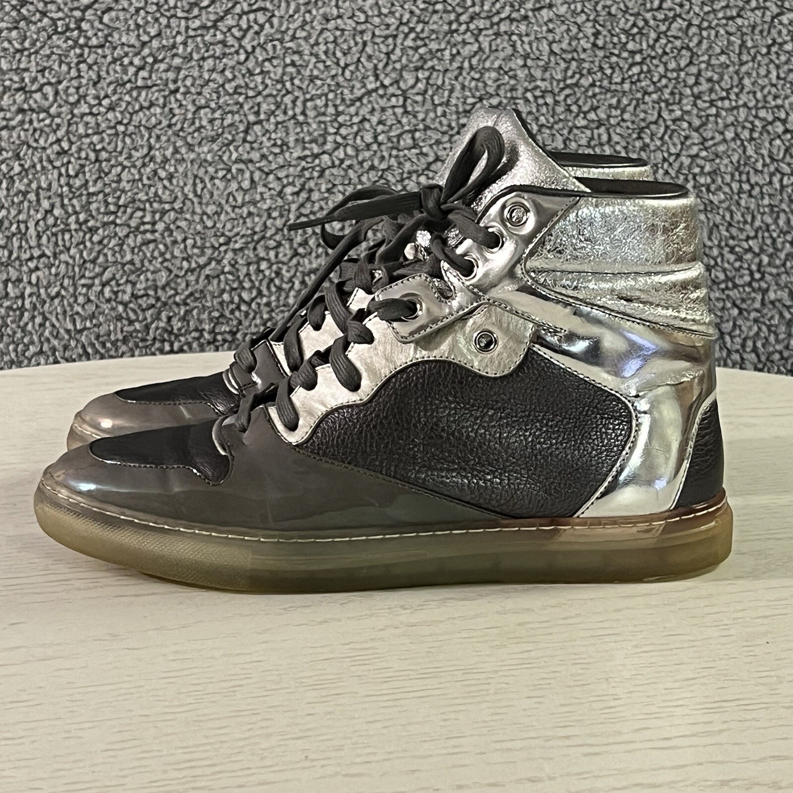 Balenciaga Sneakers Womens 39 / 9 Grey Metallic Leather High Top Fashion Shoes
