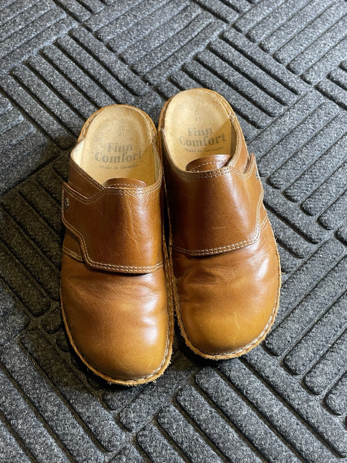 Finn Comfort Orb Women’s Brown Leather Clogs Size EU 41 US 10-10.5