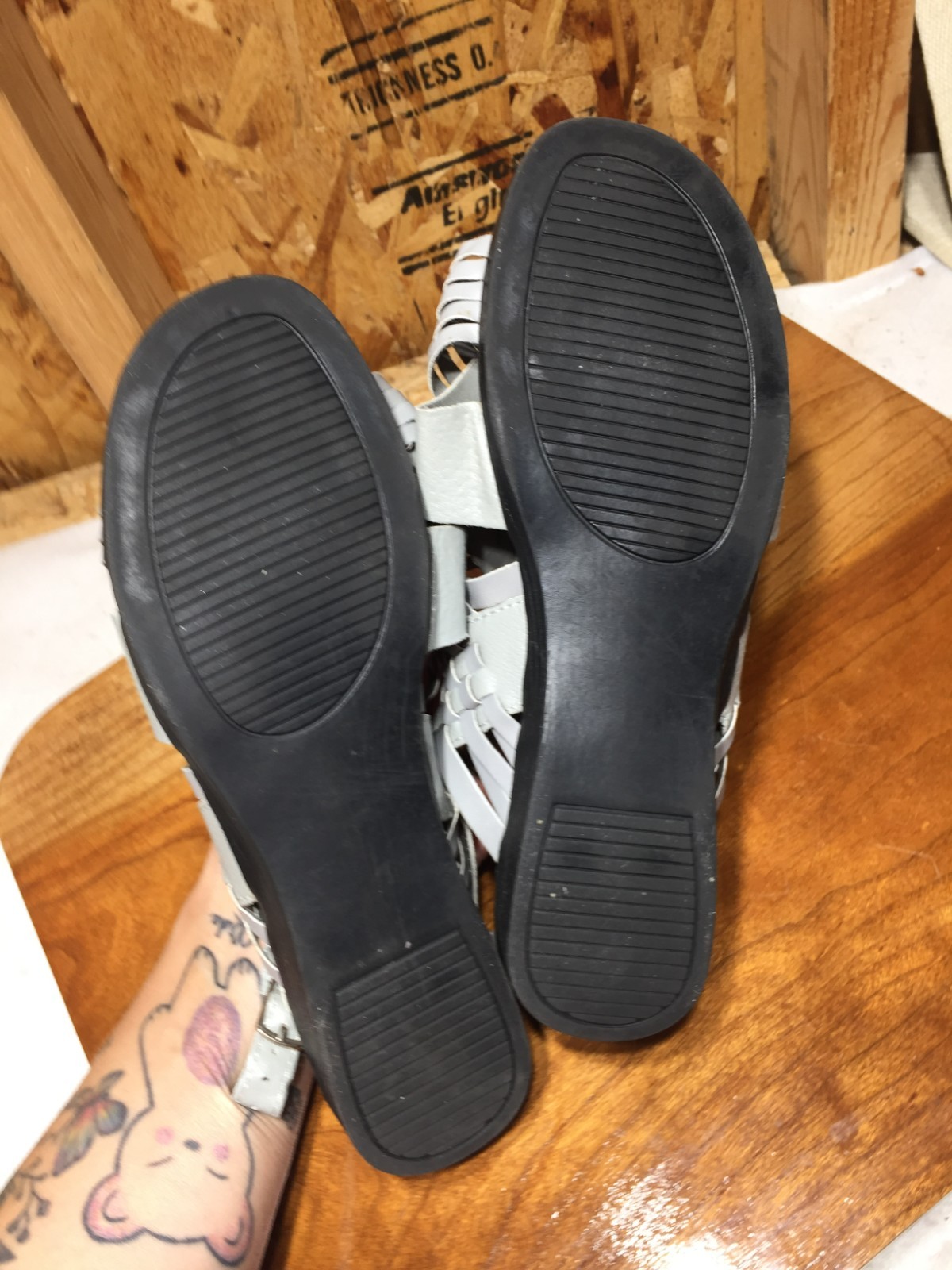 Angel Steps Huarache-Style Leather Flats Womens 8M Gray Strappy Buckle Backside