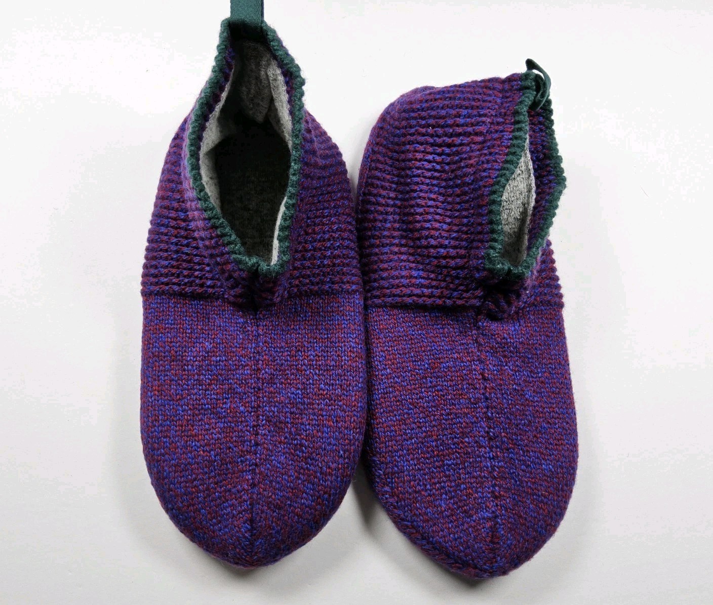 Bombas Gripper Slippers House Shoes Socks Size M (M 7-9.5, W 9-11.5)