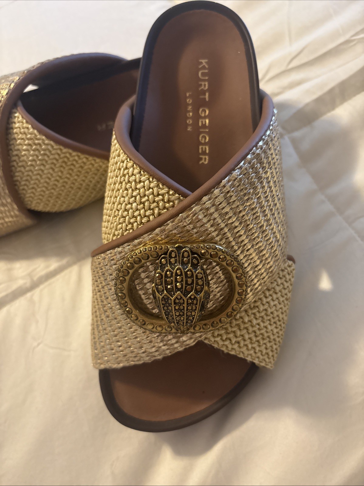 Kurt Geiger London Gold Sandals Size 6.5