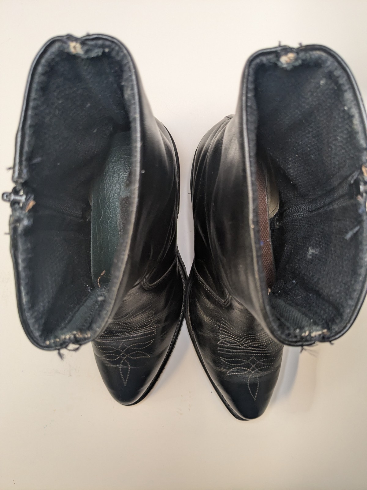 Vintage Dexter Womens 7 1/2 D Wide Black Western Cowboy Boots Vibram Soles
