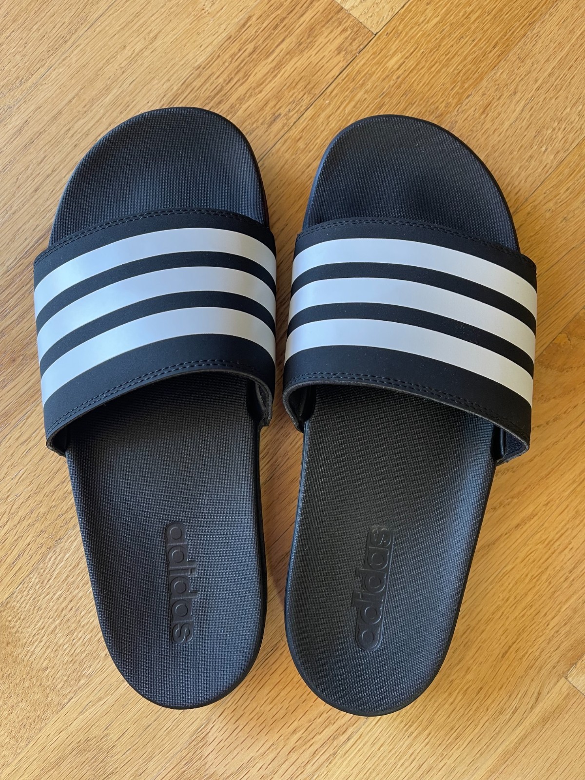 Adidas Adilette Comfort Slides Black with White Womens 10 or Mens 8