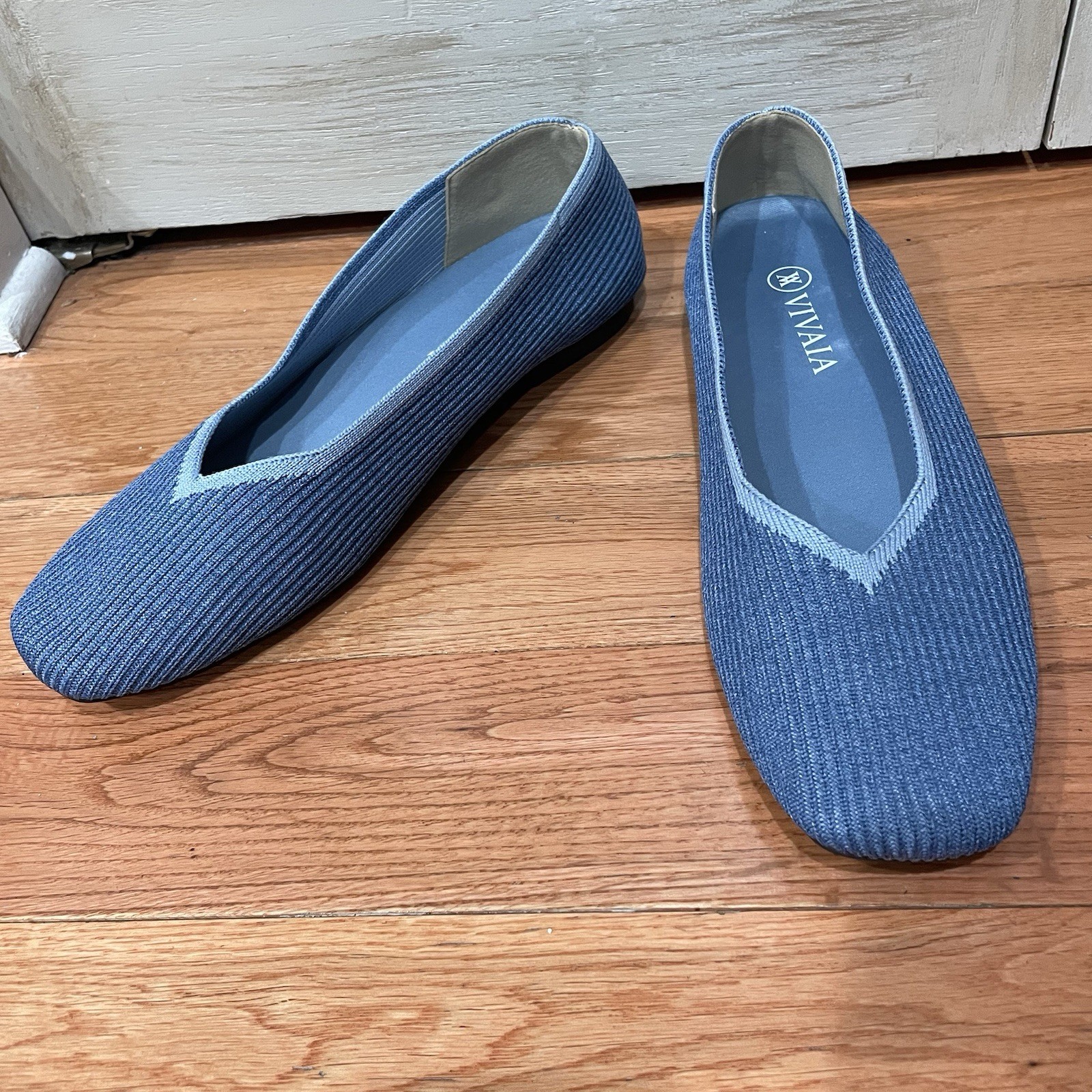 Vivaia Denim Blue Margot 2.0 Square-Toe-V Cut Women’s Flats EU 41 (US 10-10.5)