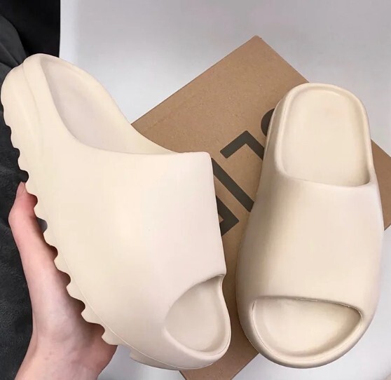 Rubber Slippers Black, Brown, White, Green Men’s shows Women’s Shoes