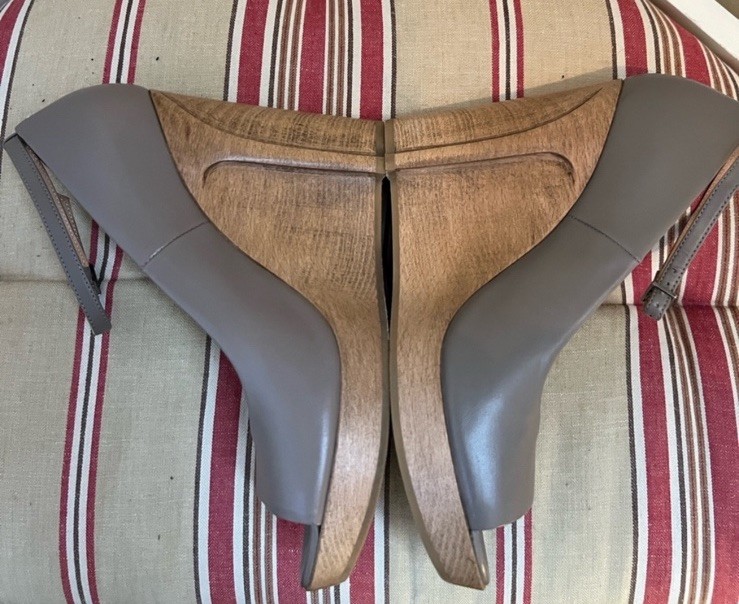 Maison Martin Margiela Taupe Peep-Toe Wood Wedge Heels Size 38 US 8