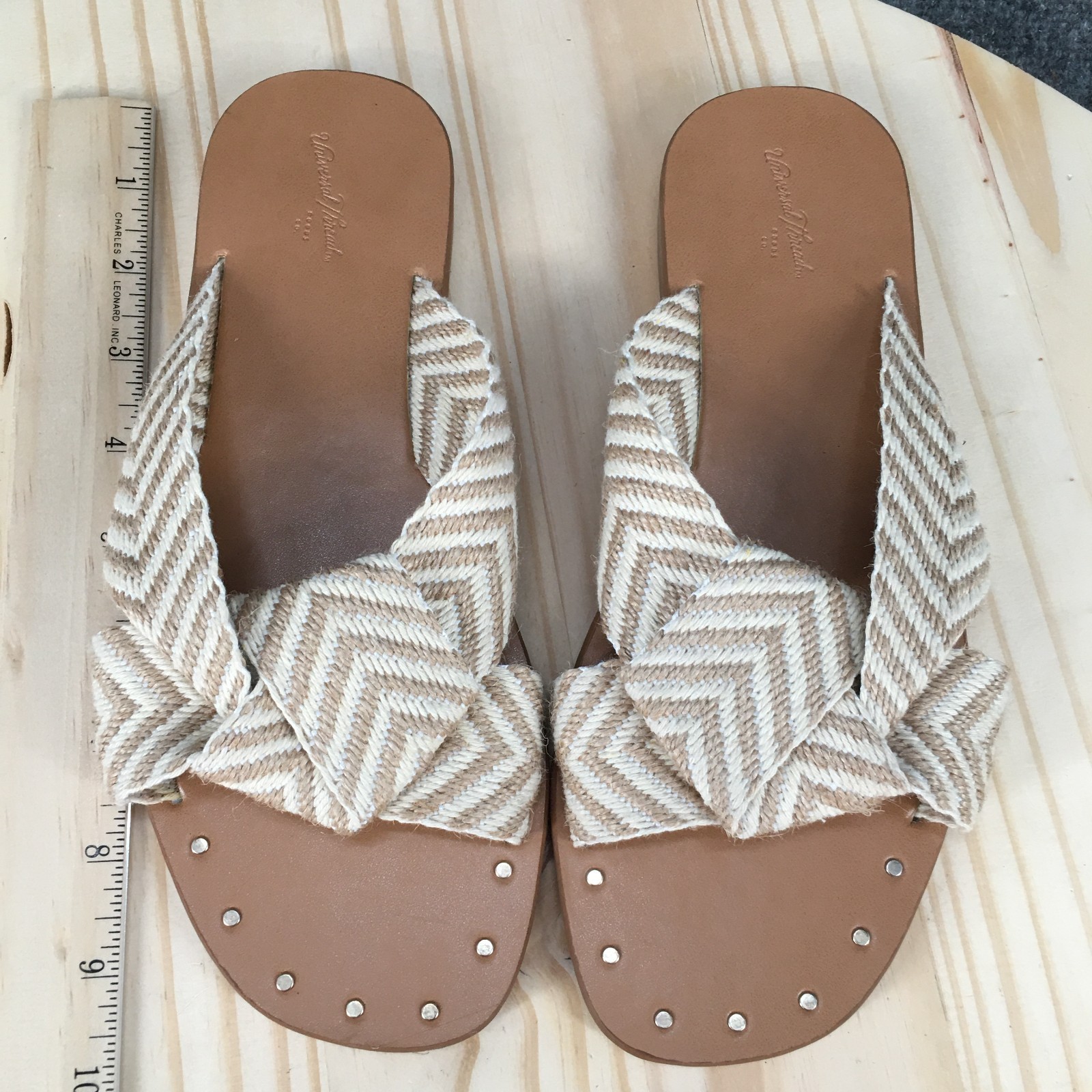 Universal Thread Louise Sandals Womens 7 Slide Slip On Flats Striped White Brown