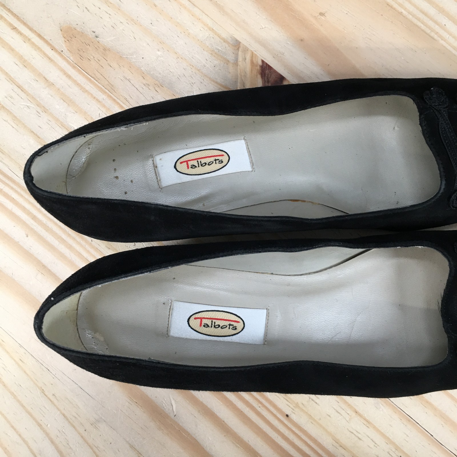 Talbots Shoes Womens 8.5 Ballet Flats Slip On Round Toe Comfort Low Top Black
