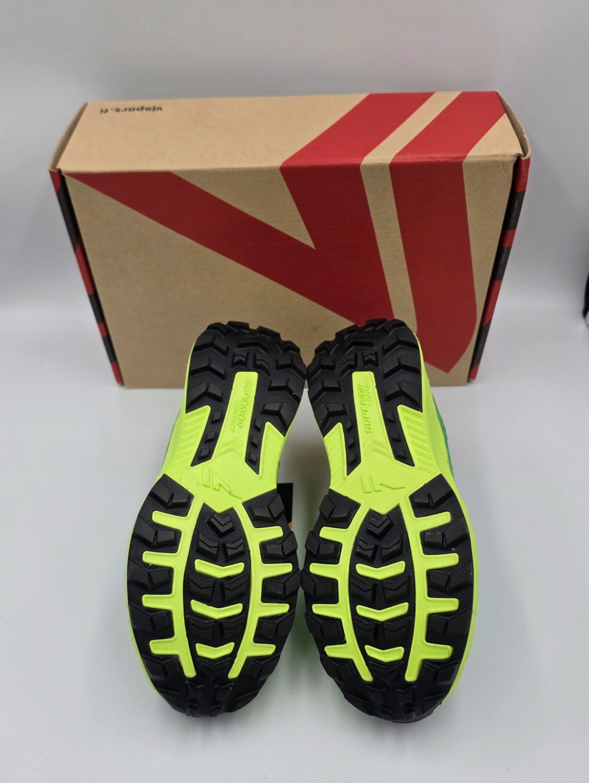 VJ Ultra Trail Running Shoes 6W 4.5Y Green Butyl Rubber EU 36 Finland New