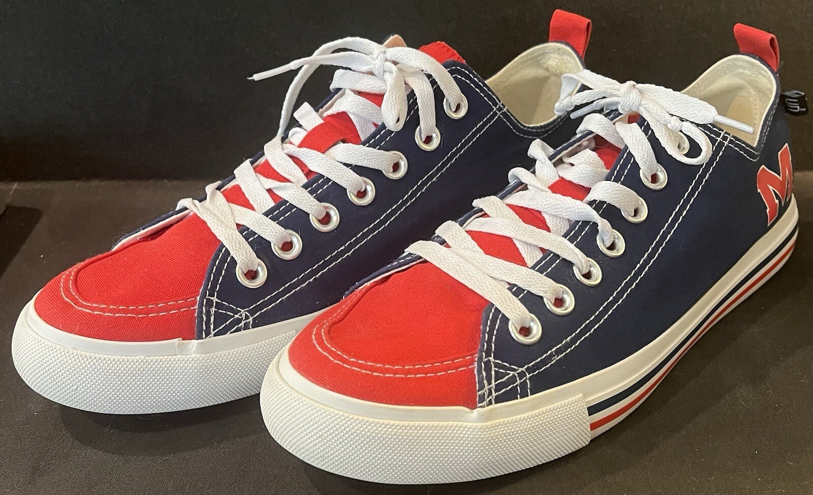 Skicks Ole Miss Rebels Unisex Red/White/Blue Sneakers Size W 10M / M 8M OLE1