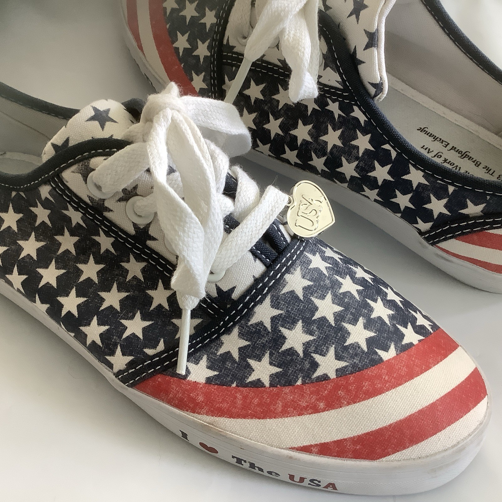Bradford Exchange USA Charm American Pride Flag Shoe Sneakers Womens Size 9