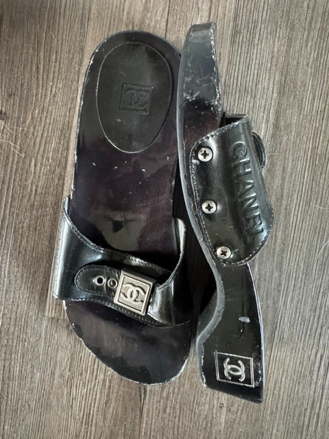 CHANEL Sandals Mules black patent leather size 6.5 US (37) used