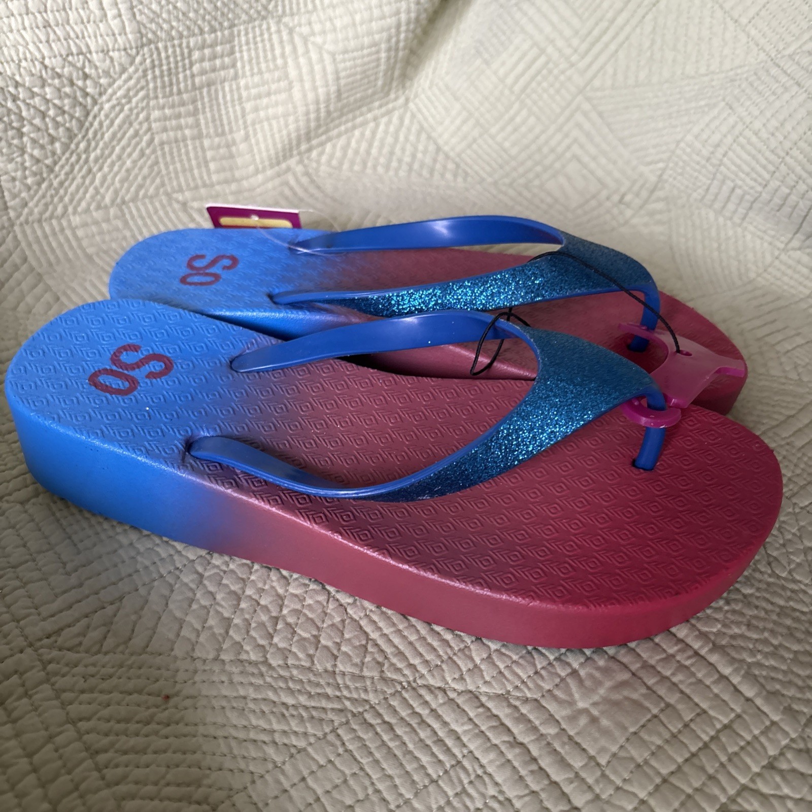 SO Red Pink Purple Blue Sparkle GLITTER SANDALS FLIP FLOPS M (7-8) NWT
