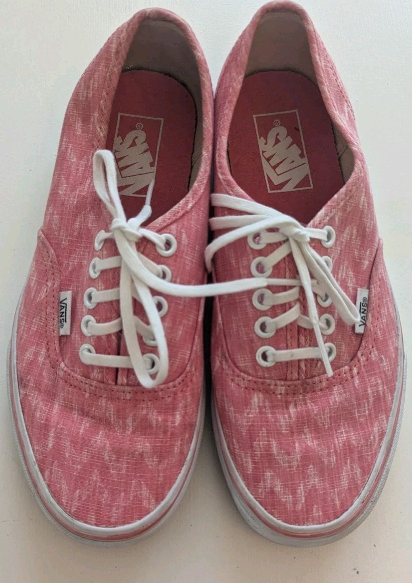 Vans off the Wall Sneakers Pink White Chevron Knit Women’s Size 8 Grunge Skater