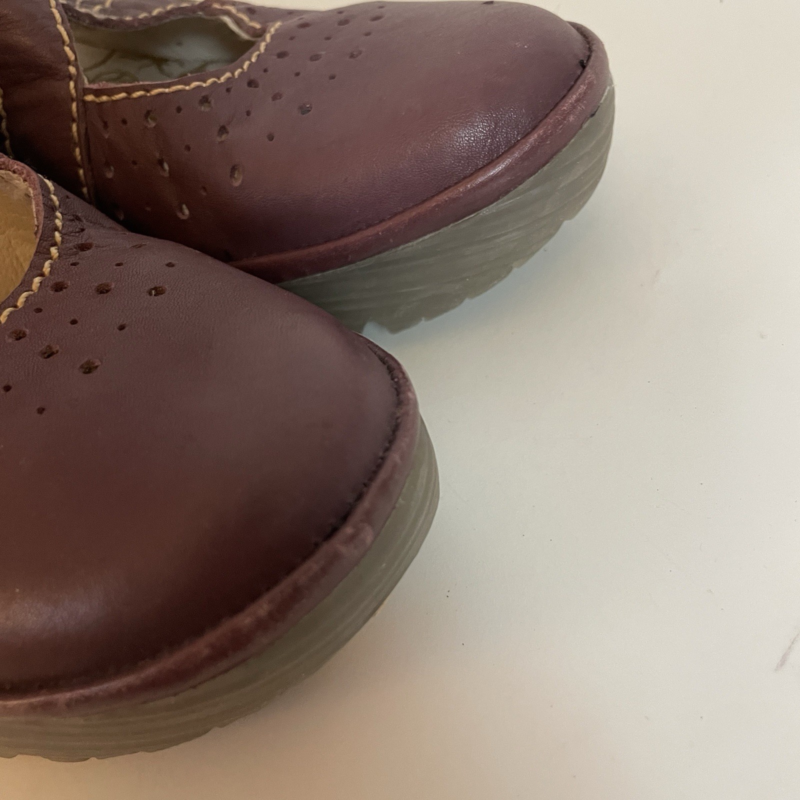Fly London 39 Size 8.5 Yepe Wedge Pumps Shoes Dusty Plum Purple Leather