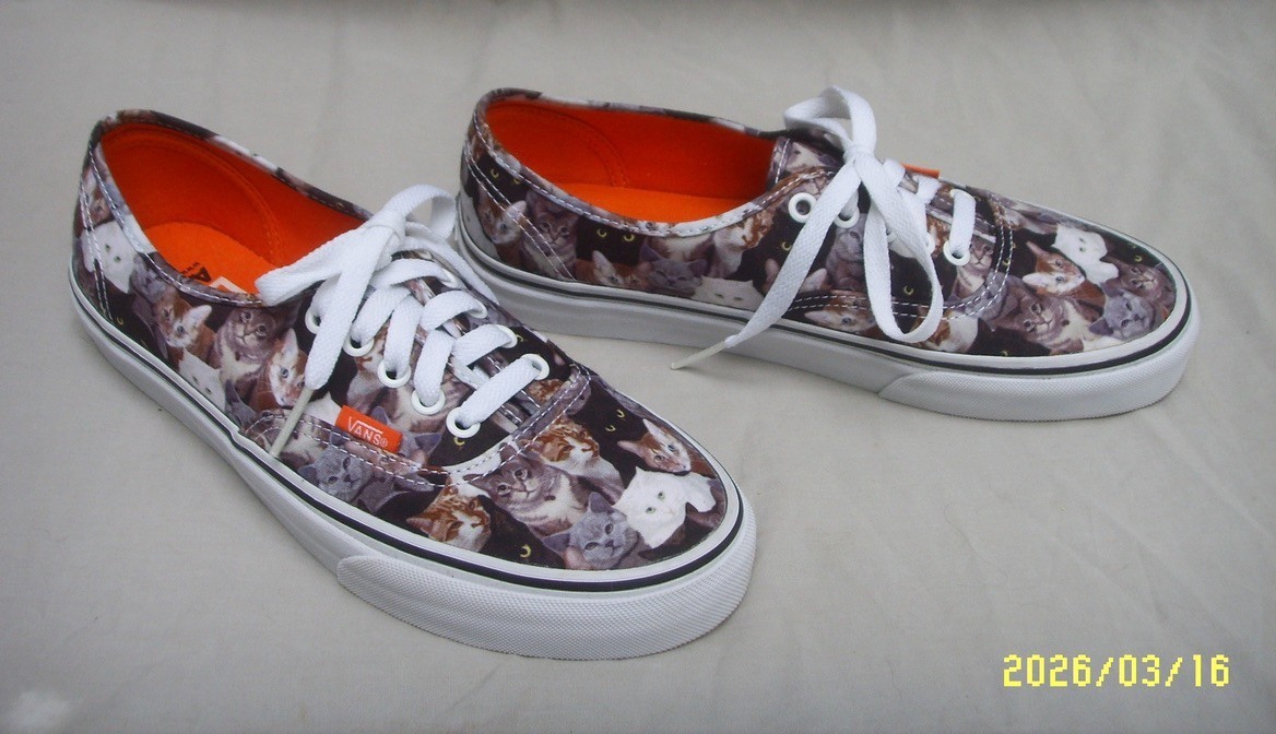 VANS ASPCA SPECIAL EDITION CAT PRINT CANVAS SNEAKERS WOMEN 8.5 MEN 7