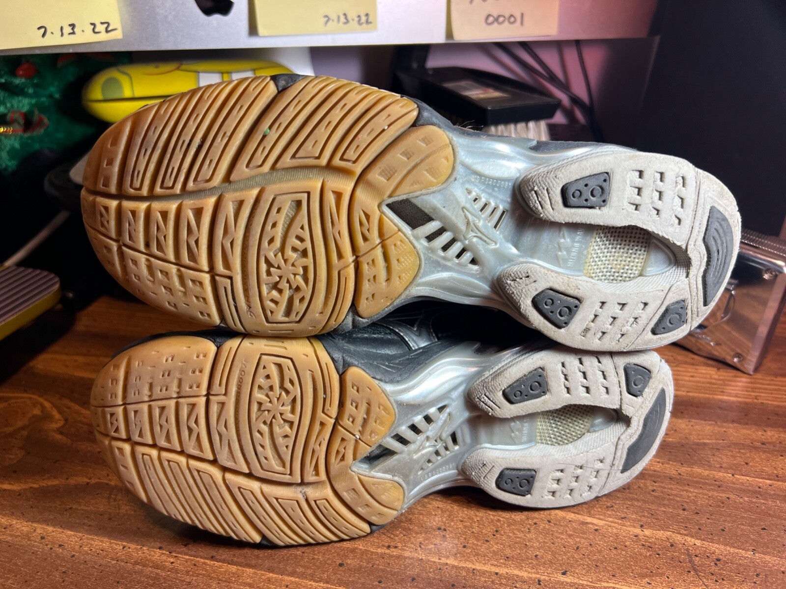 Mizuno™ ~ Wave Bolt 4 Volleyball Shoes ~ Women Sz 6.5 Medium