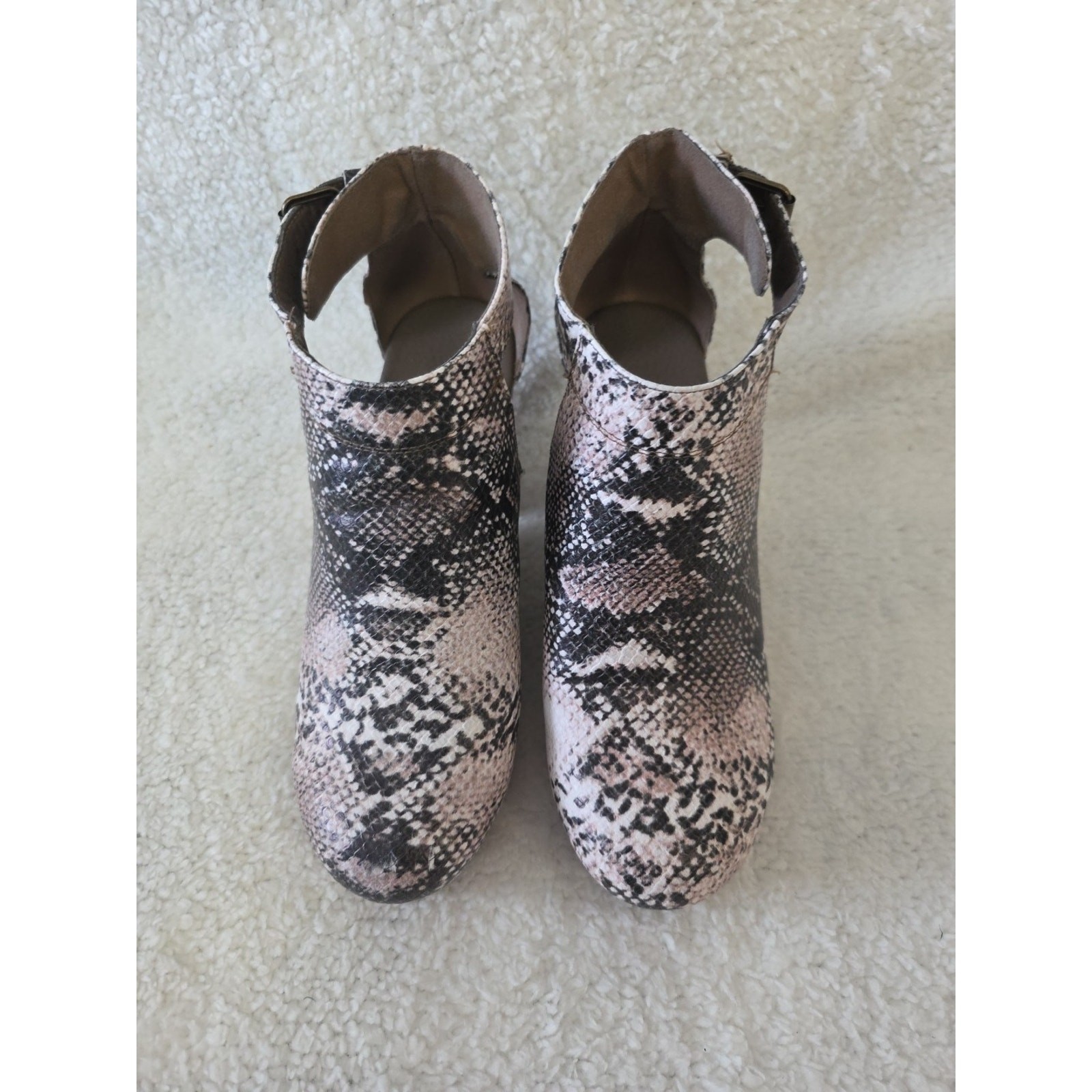 Pierre Dumas Ponce-1 Womens Size 8.5 Snake Print Heeled Shoes Cutout Side Buckle