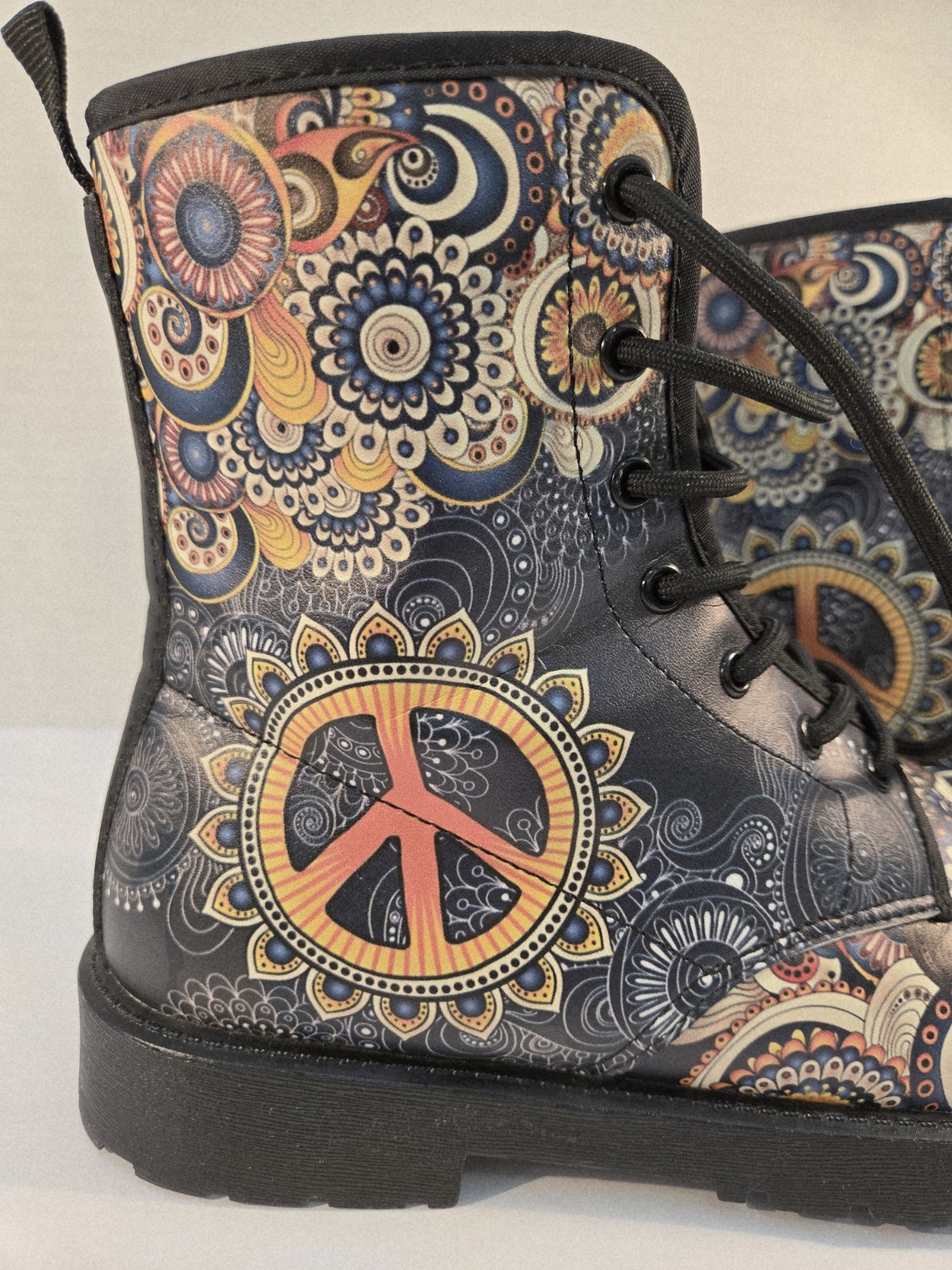 «YES WE VIBE» BOOTS Peace Sign Boho Hippie Punk Combat Goth F/8 M/6 Vegn Leather