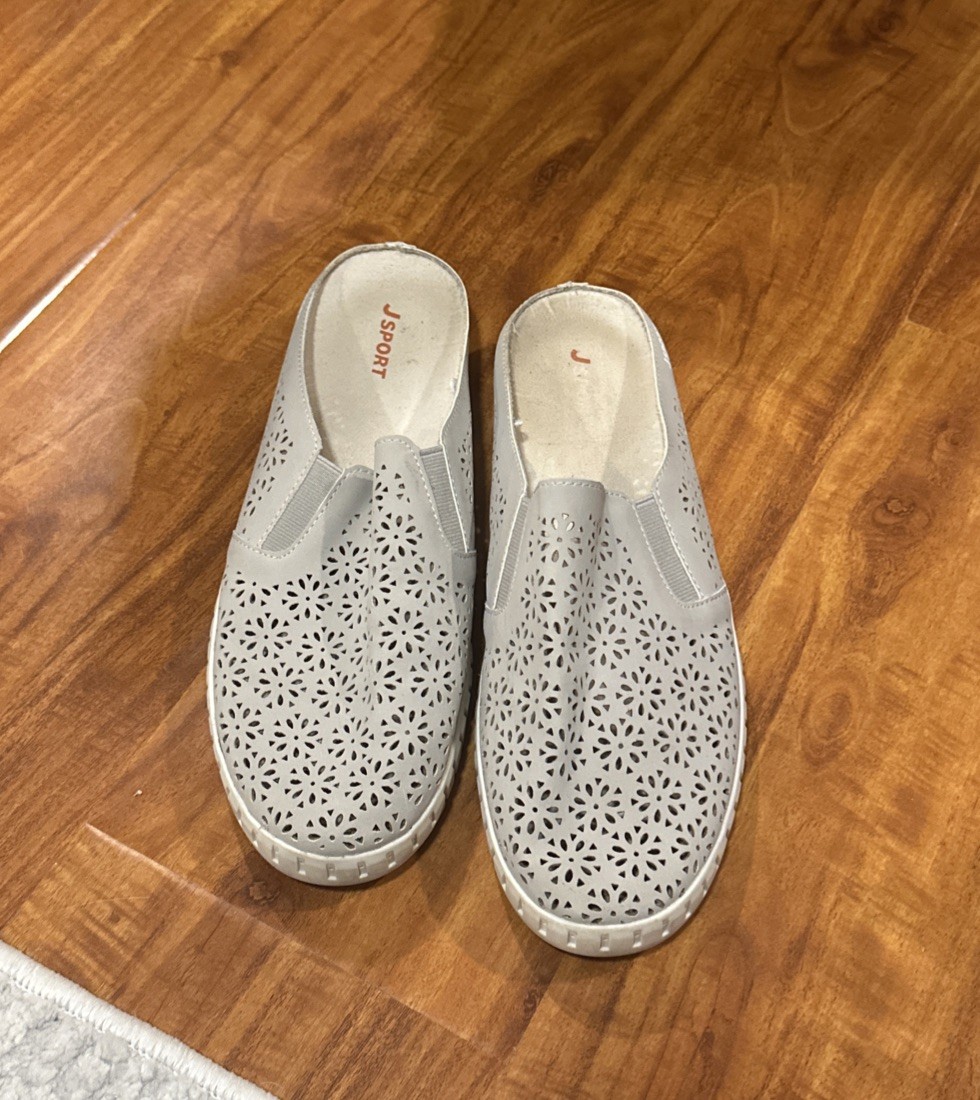 Jsport Floral Cut Out Slide Slip On Contoured Lightweight Gray Size 9 M