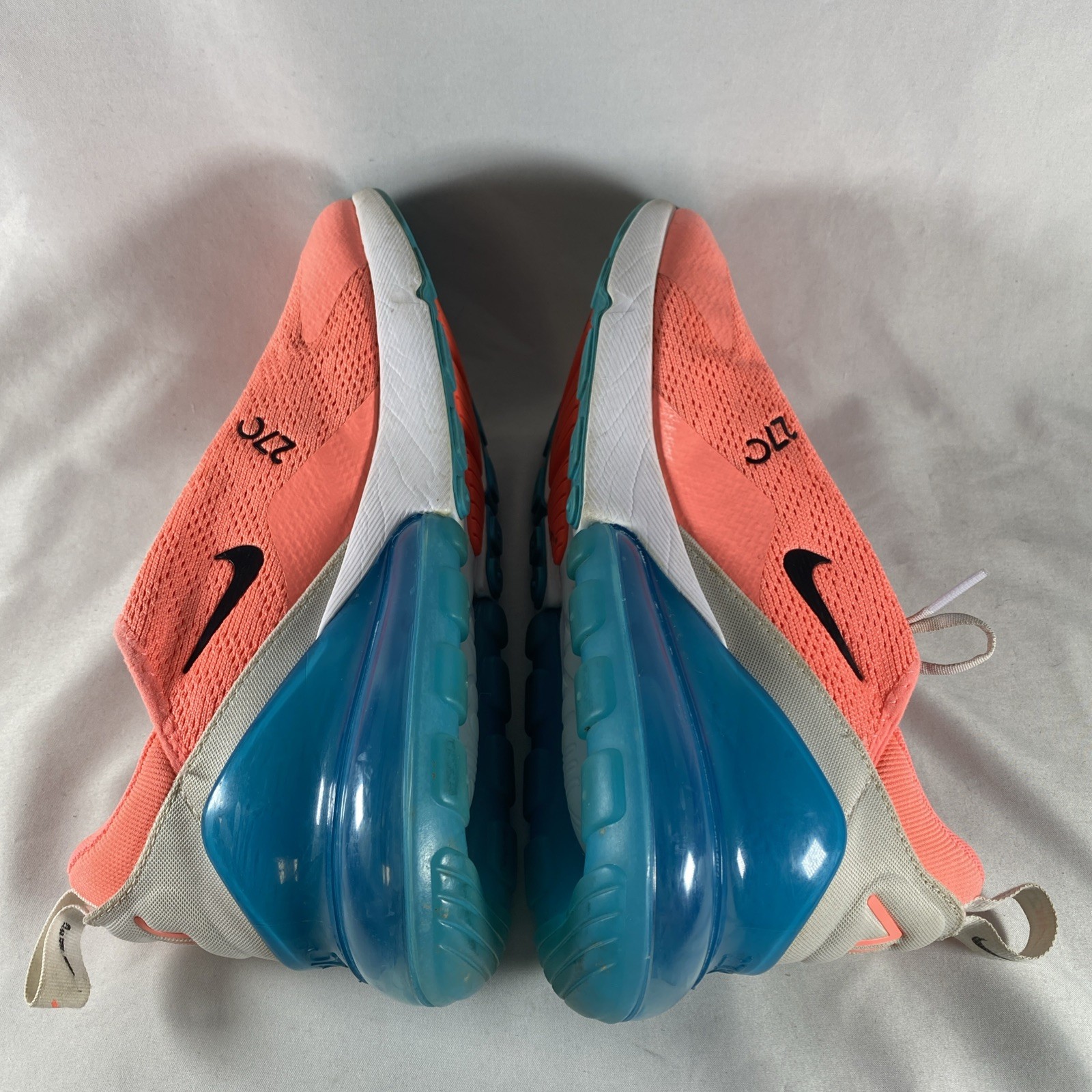 Nike Air Max 270 Women’s Size 9.5 Sneakers Lava Glow Pink Blue