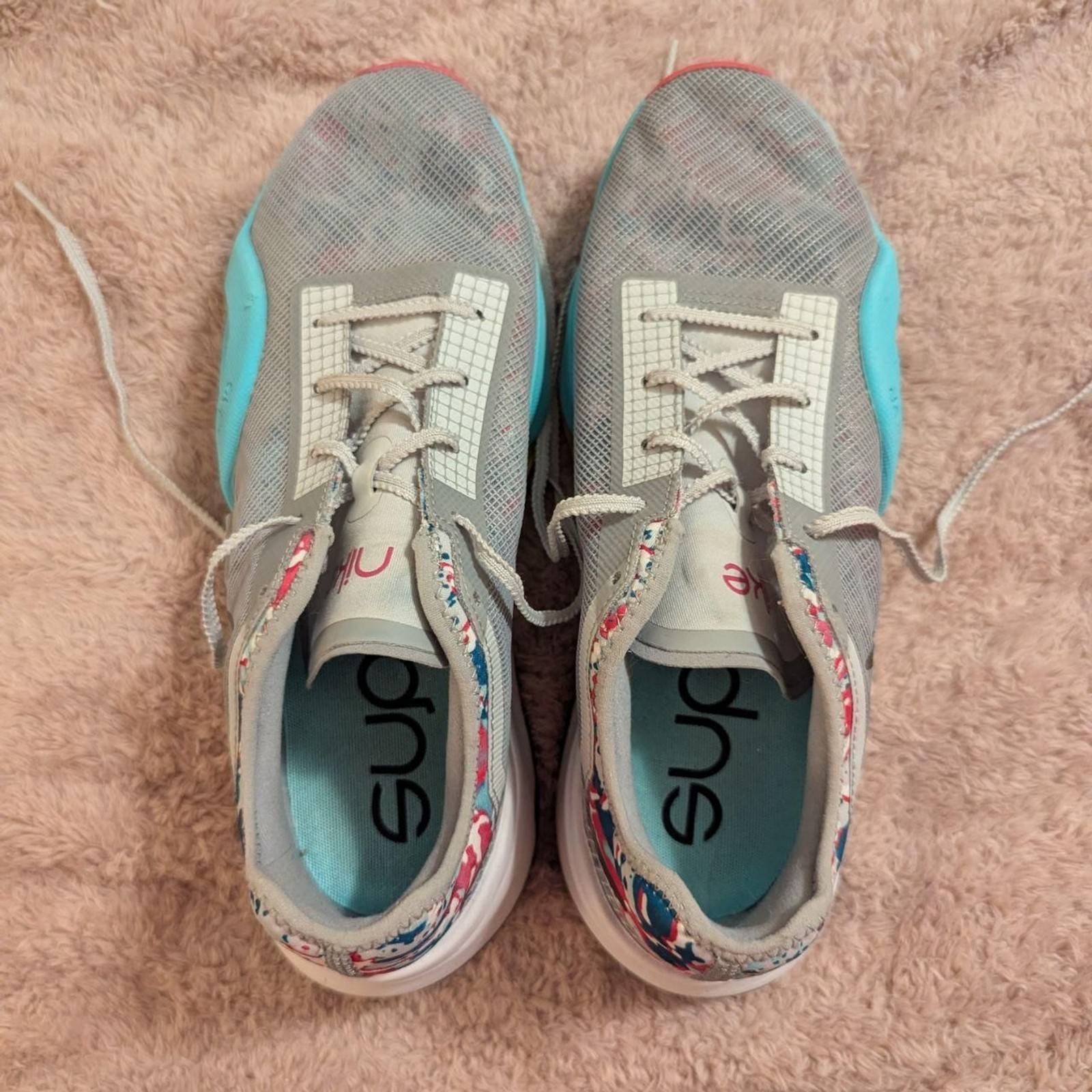 Women’s Nike Air Zoom SuperRep 3 – Graffiti Graphics (Women’s Size 10)