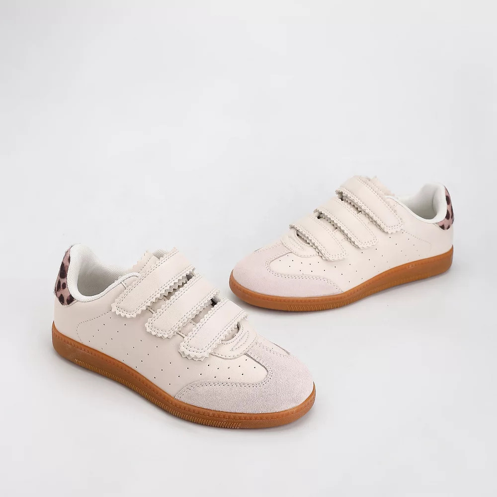 Berness Women Blake Triple-Strap Gum Sole Sneakers Black 9