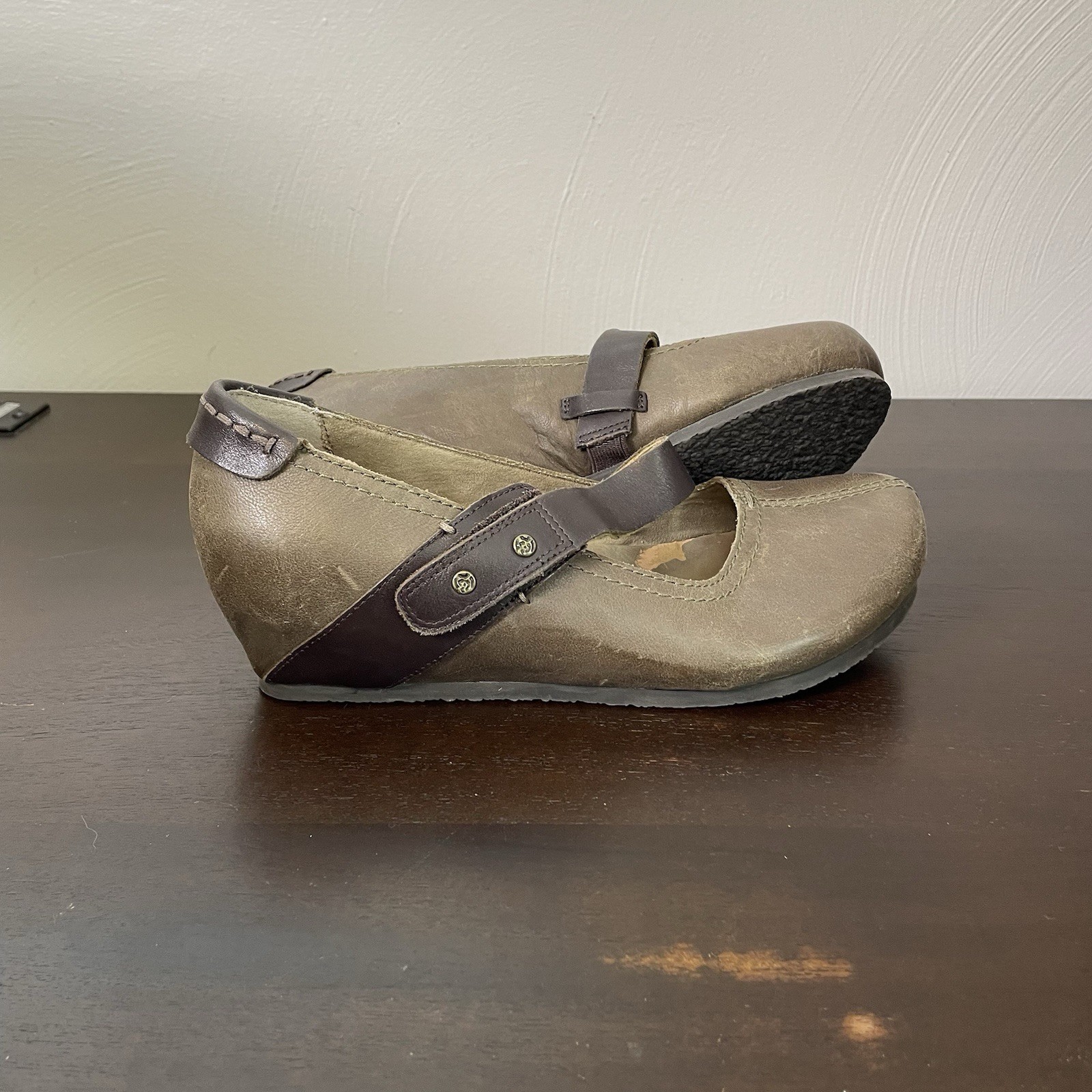 OTBT Women’s Salem Wedge Shoes, Mary Jane, Tan Brown Leather, Size 7.5