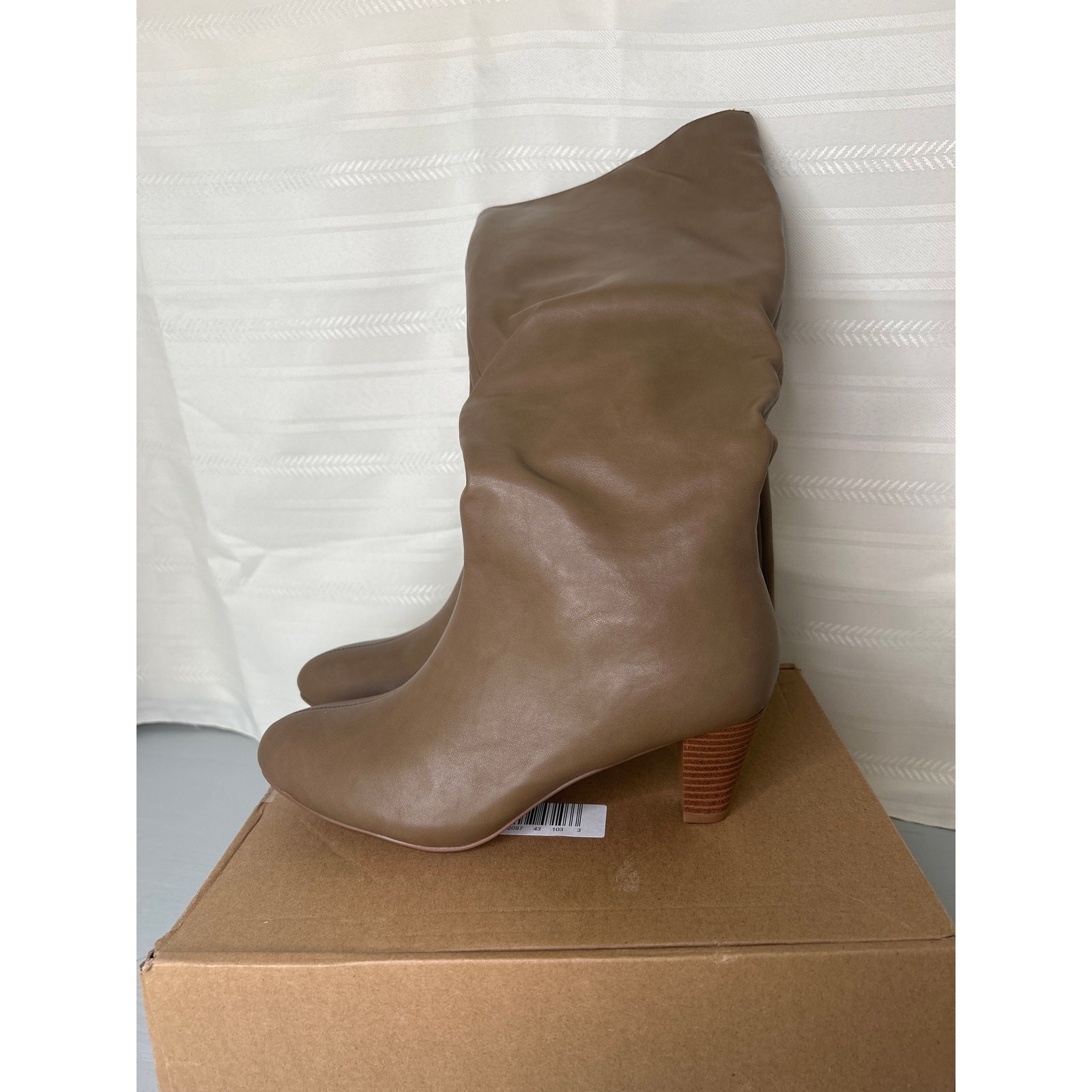 Journee Collection Jovey Tru Comfort Foam Pull On Almond Toe Boot Taupe Size 7