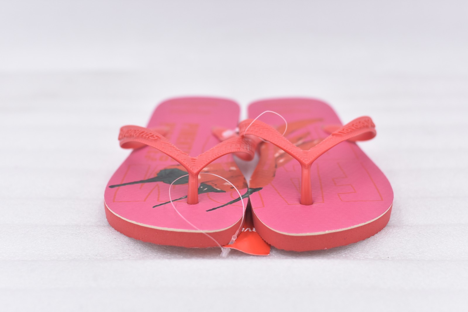 Womens Havaianas Classic Flip-Flop Sandals – Pink/Red Picante Size 6 (EU 37-38)