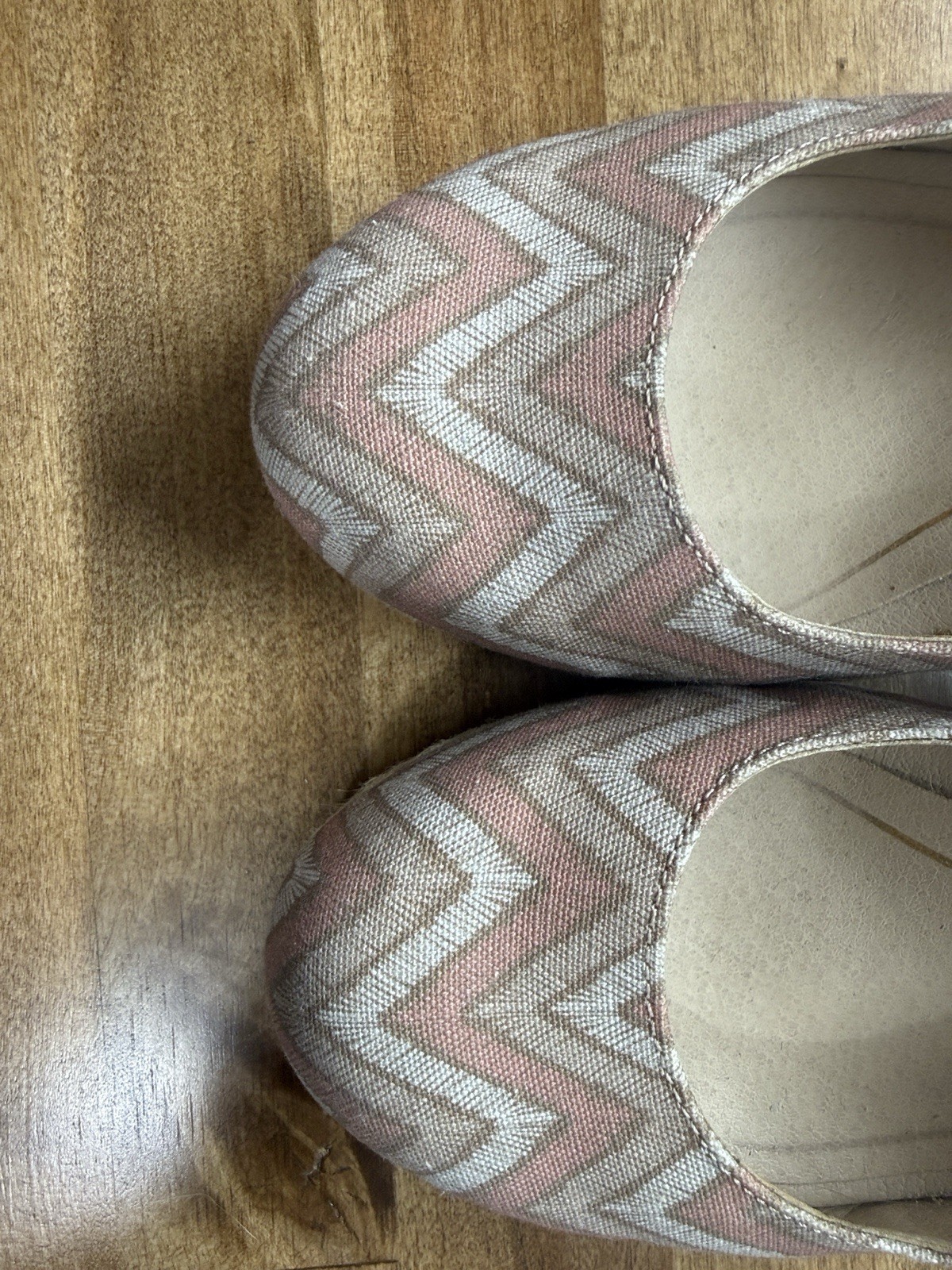 Women’s Vionic Coralina Wedge Slingback Sandals – Dusty Pink/tan Chevron Size 5