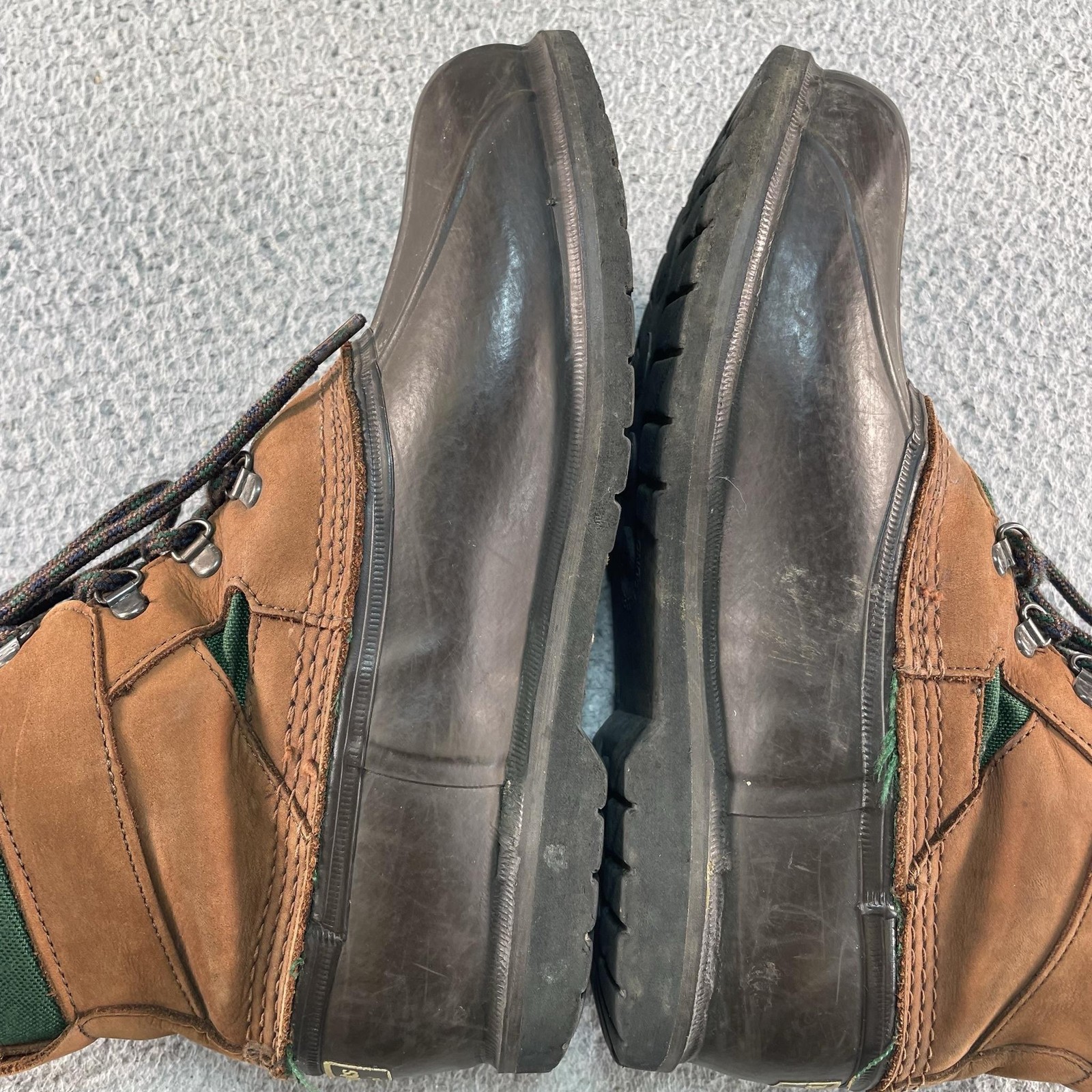 LL Bean Bean Boots Womens Size 9 Brown Leather Duck Ankle Waterproof Lace Up