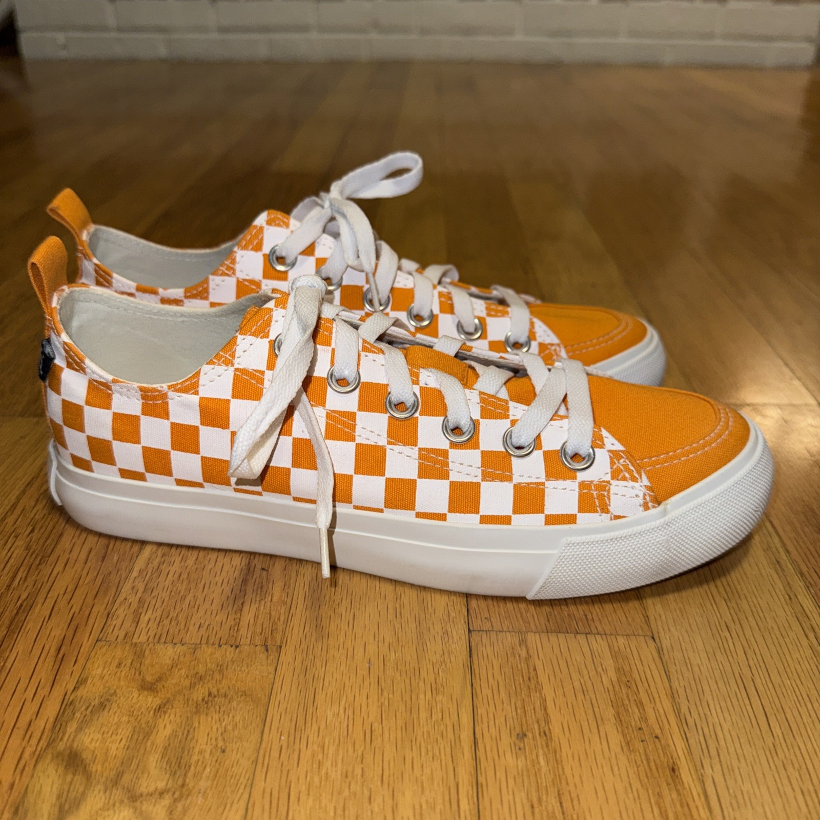 Women’s Shoes Size 8 Orange And White Check Low Top Canvas Lace Up Skicks