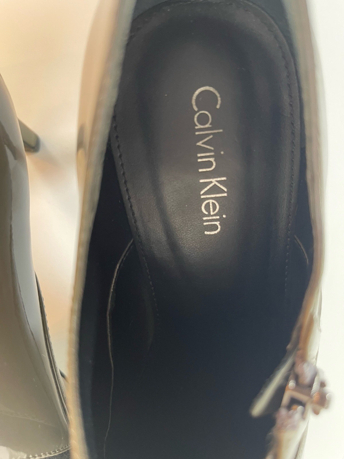 Calvin Klein Women’s Gray Patent Leather Ankle Boots Jalana Heels Zipper Sz 7.5