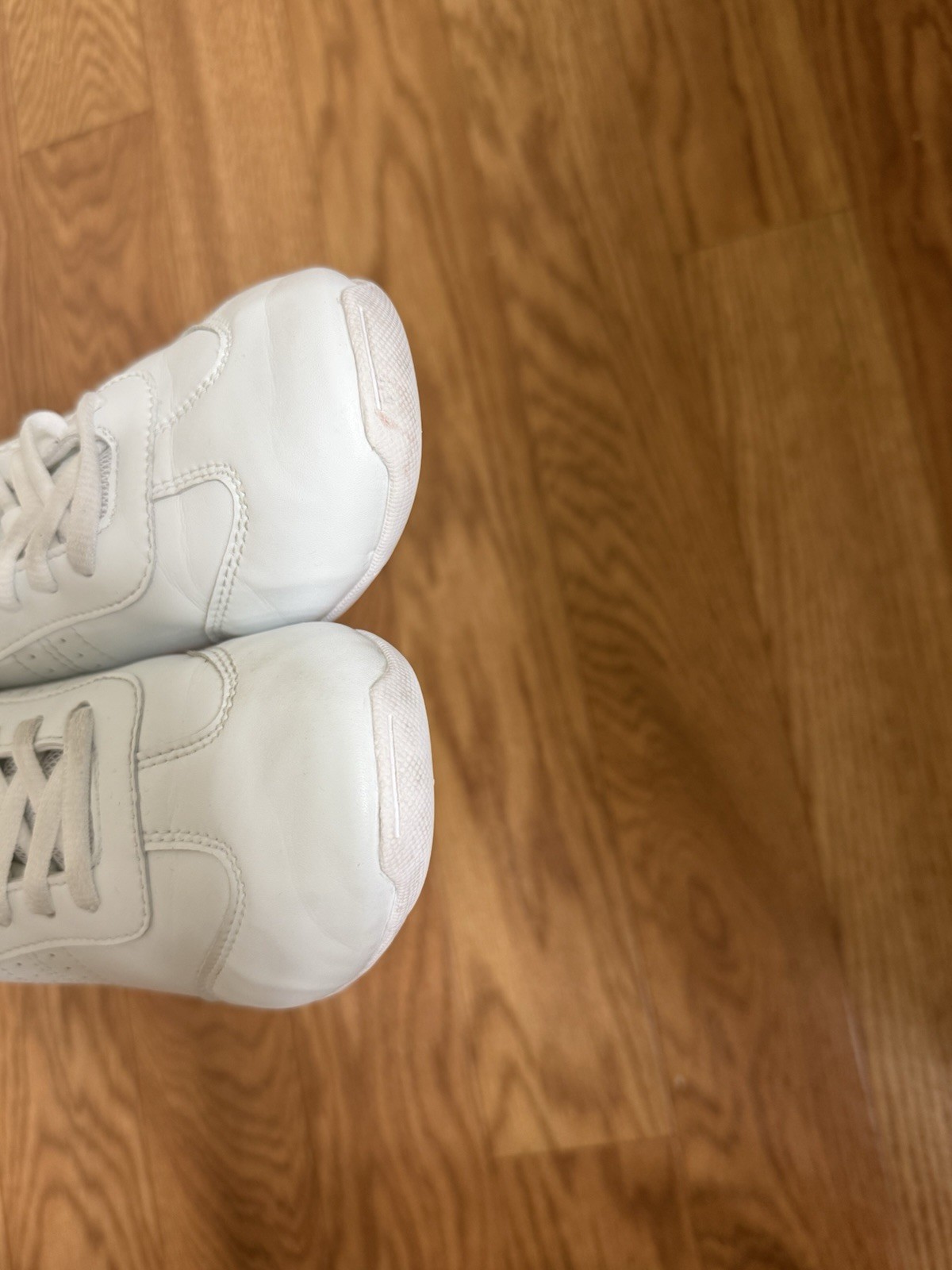 BAXINIER Girls White Cheer Dance Training Tennis Breathable Cheer Sneakers