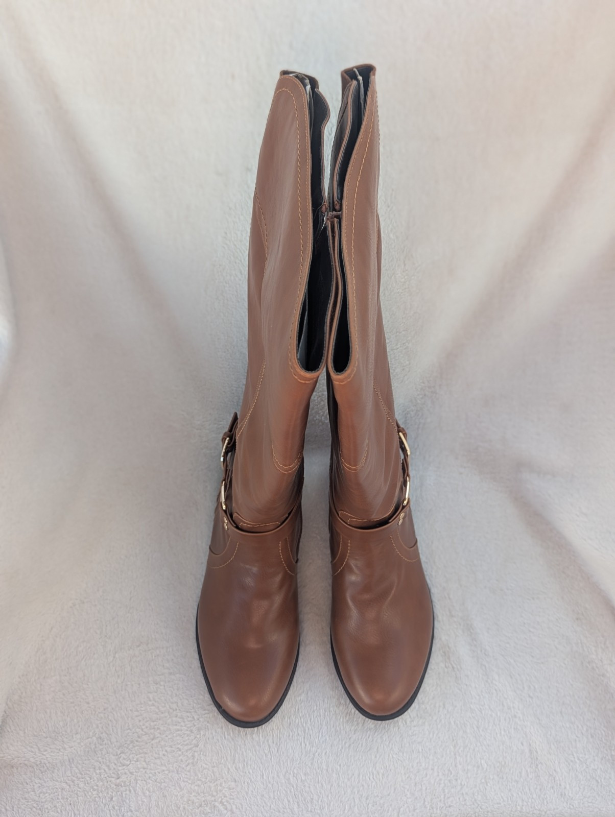 Size 8.5 Women’s Comfortview Milani Brown Tall Wide Calf Zip Up Riding Boots