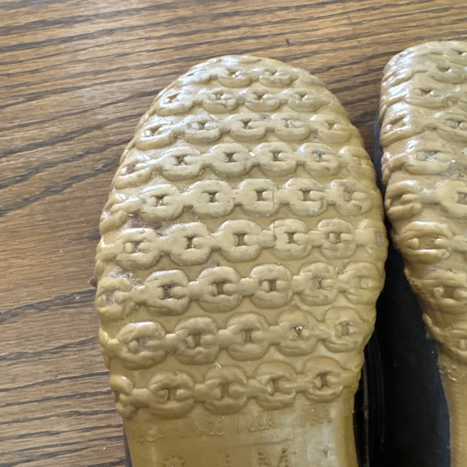 Woman’s L.L.Bean Low Top Lace Up Bean Boot Size 8 LM Maine Hiking Hunting Rubber